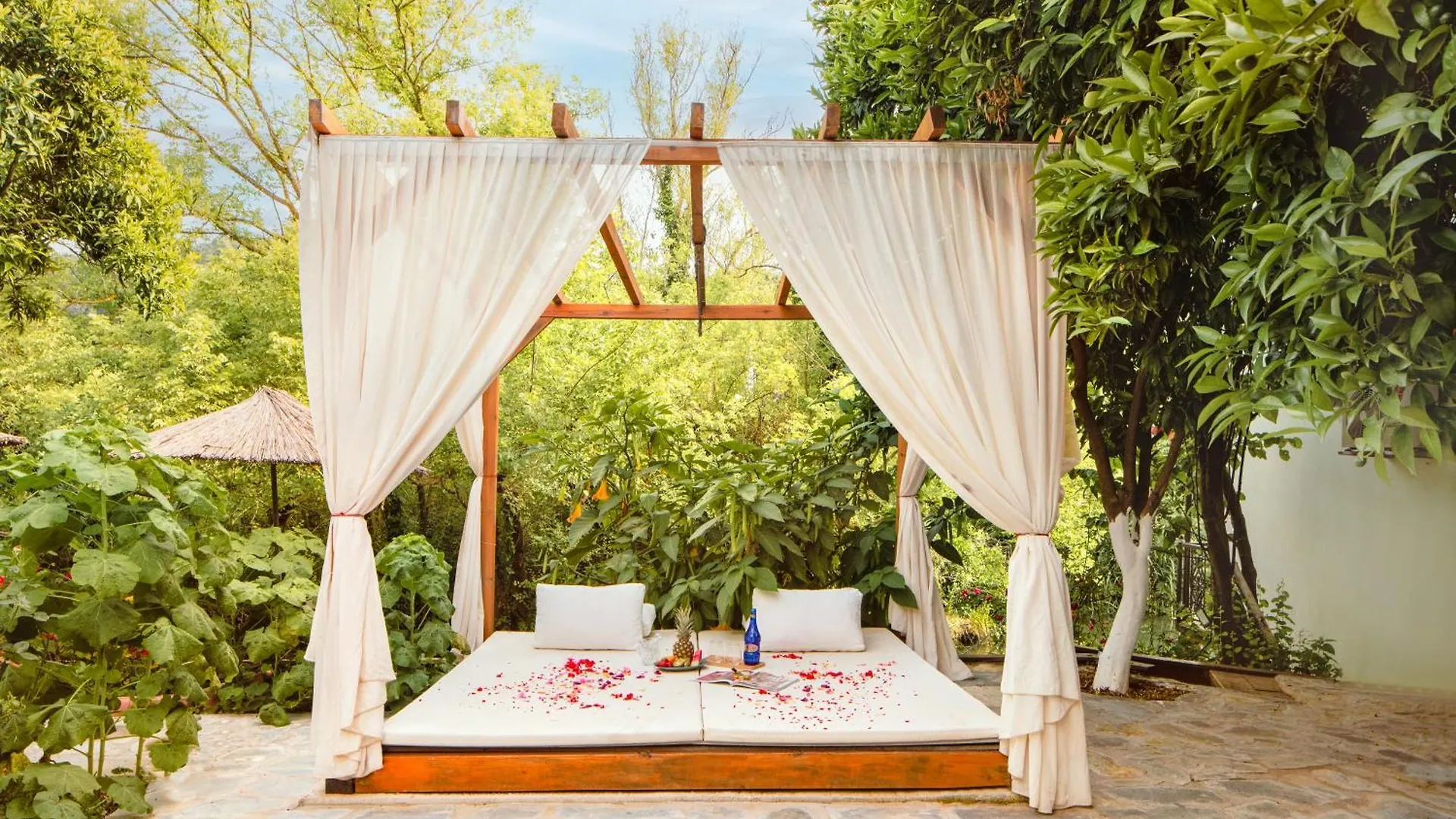 Orange Garden Hotel Akyaka contacts